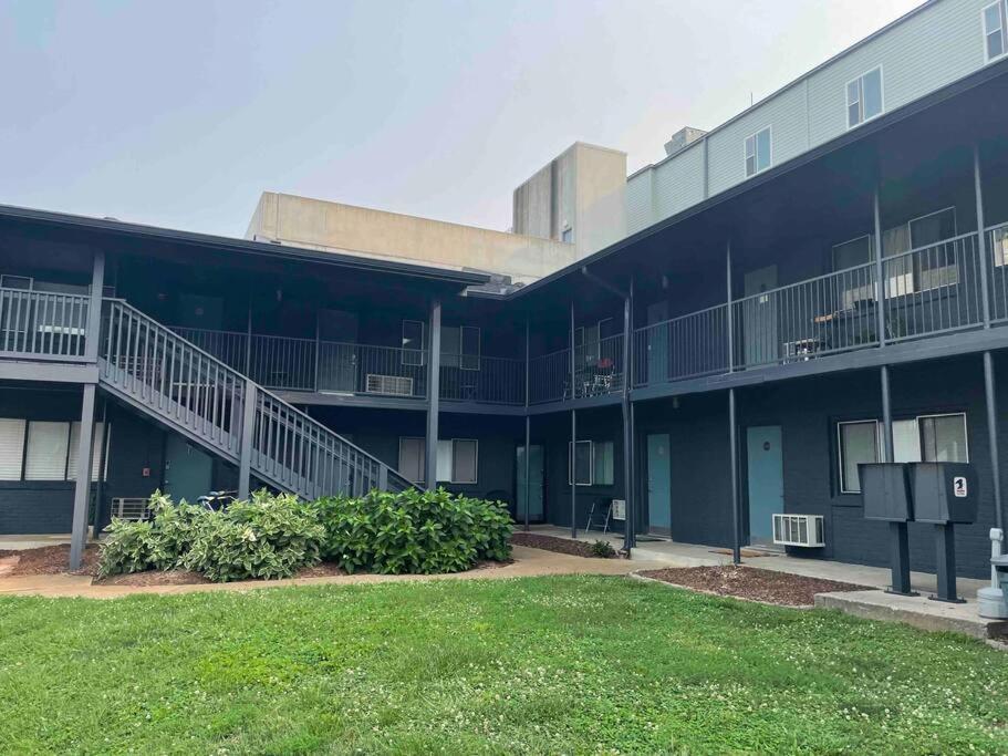 Walk To 12 South, 7 Min To Downtown, Free Parking! Appartement Nashville Buitenkant foto